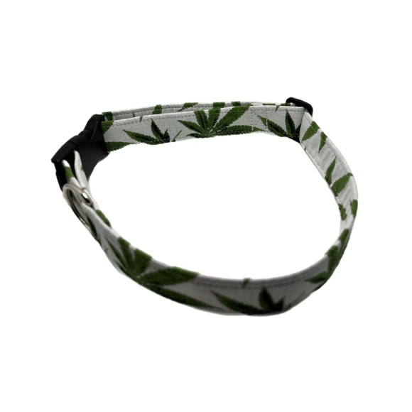Cannabis Dog Collar - Picture 2 of 8